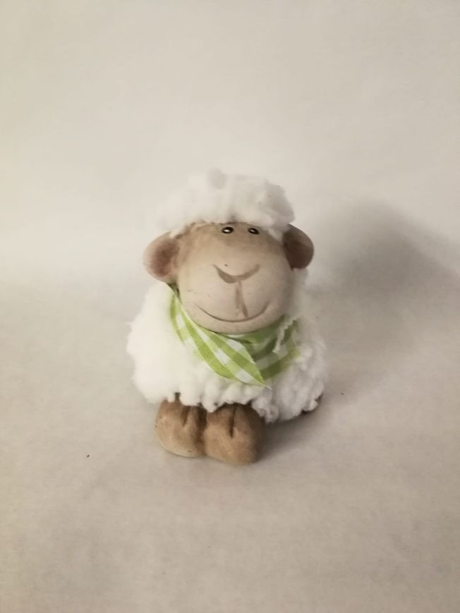 Keramikfigur Schaf mit Halstuch, grün - 7,5cm