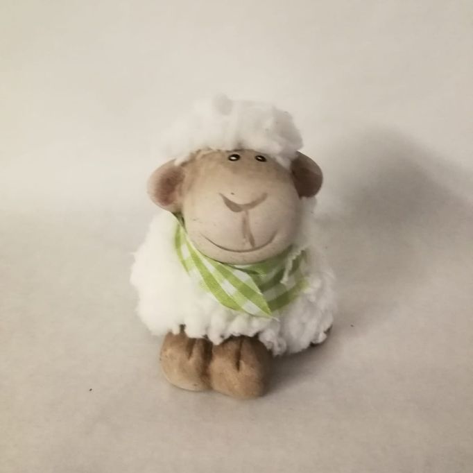 Keramikfigur Schaf mit Halstuch, grün - 7,5cm